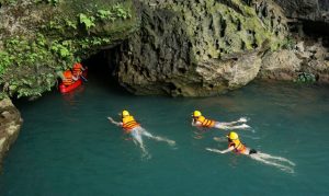 Chay river - Dark cave (1)